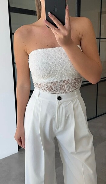 Bershka Dantel Bluz