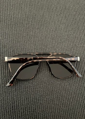 Kahverengi Transparan Unisex Güneş Gözlüğü - Görsel 2