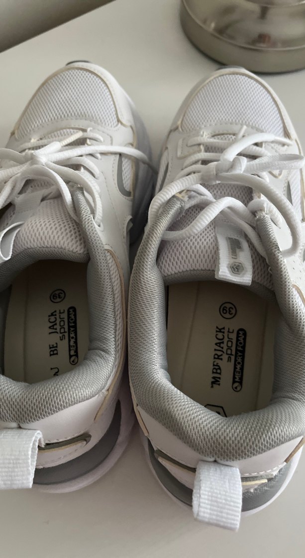 Beyaz Gri Bağcıklı Kadın Spor Ayakkabı - Görsel 4