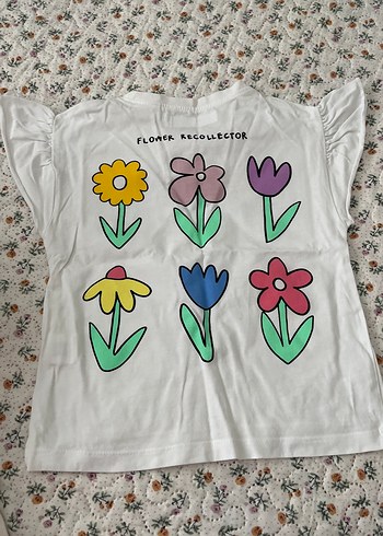 Beyaz Çiçek Baskılı Kız Tişörtü - Görsel 4
