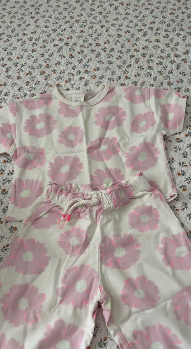 Kız Bebek Pembe Çiçekli Dantelli Takım - Görsel 3