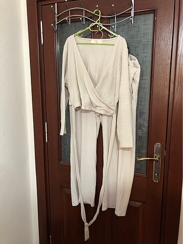 LC Waikiki Krem Takım