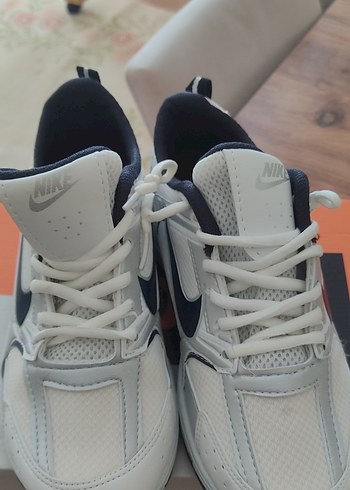 38 Beden beyaz Renk Beyaz Nike Kadın Spor Ayakkabı