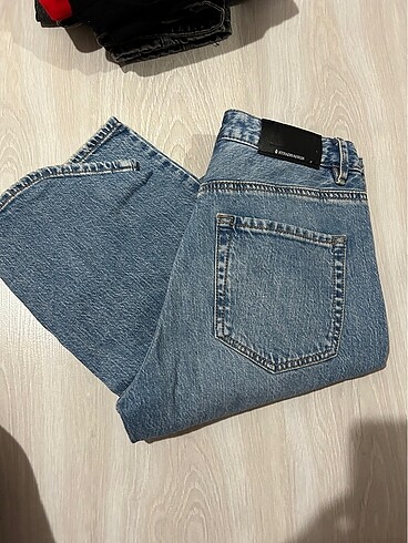 36 Beden D98 stradivarius jean