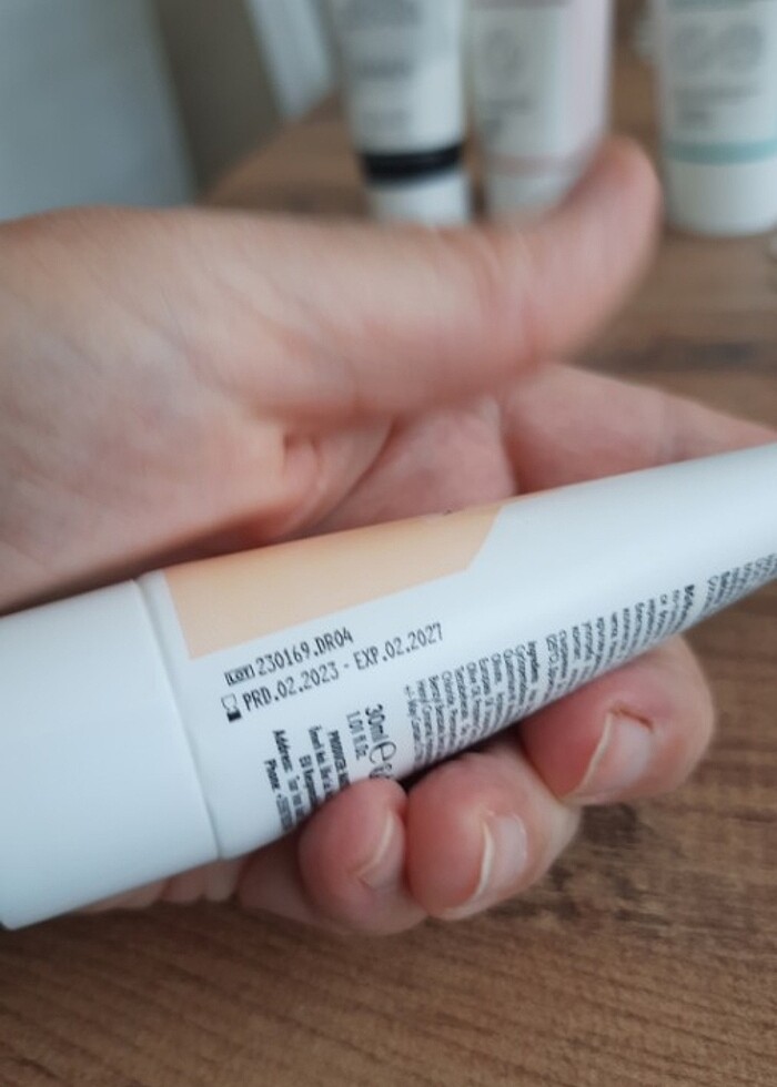 Dr. Clinic kremler ve dengeleyici fondoten - Görsel 5