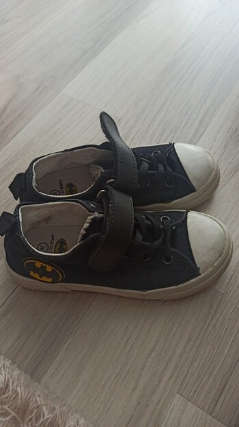 Batman spor ayakkabı 