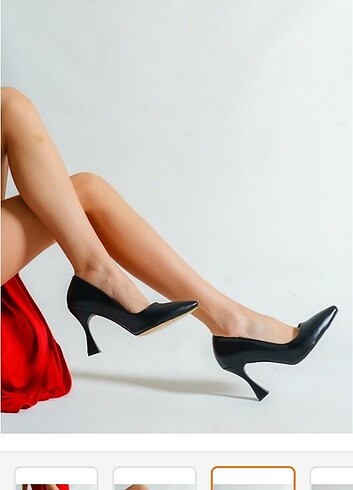Kadeh topuk stiletto