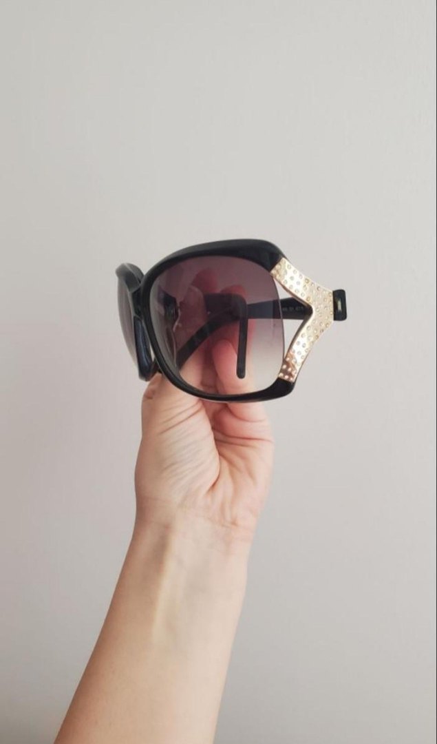 Klasik Siyah Minimalist Kadın Güneş Gözlüğü - Görsel 2