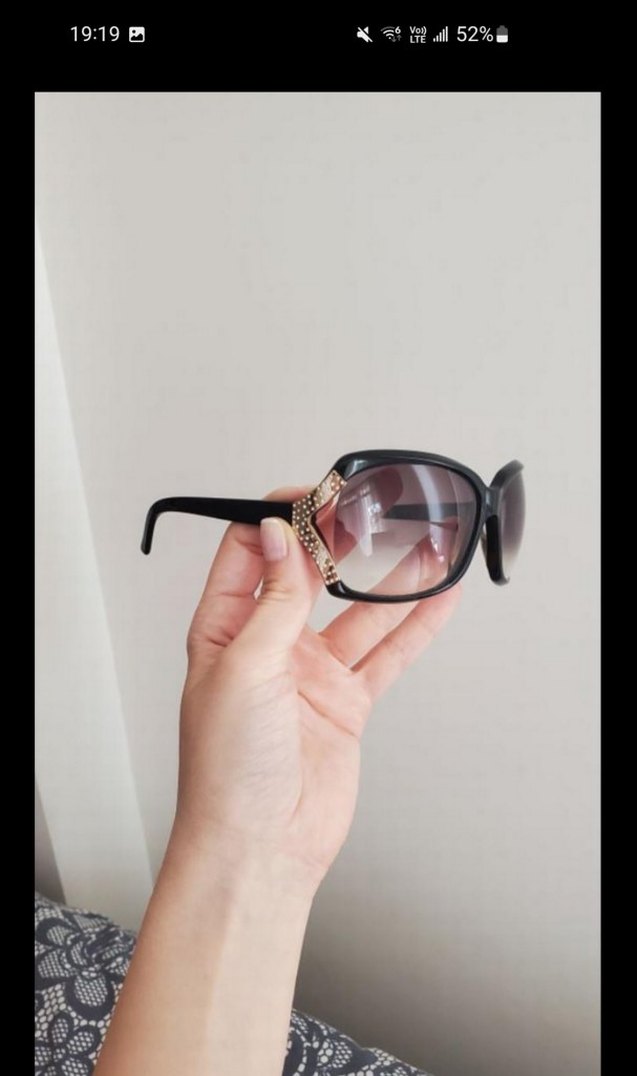 Klasik Siyah Minimalist Kadın Güneş Gözlüğü - Görsel 3