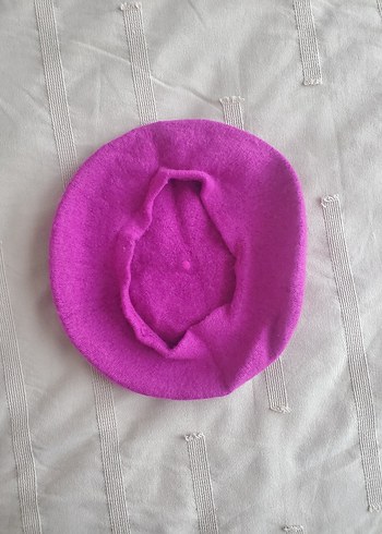 Fuşya Kadın Ressam Bere - Görsel 3