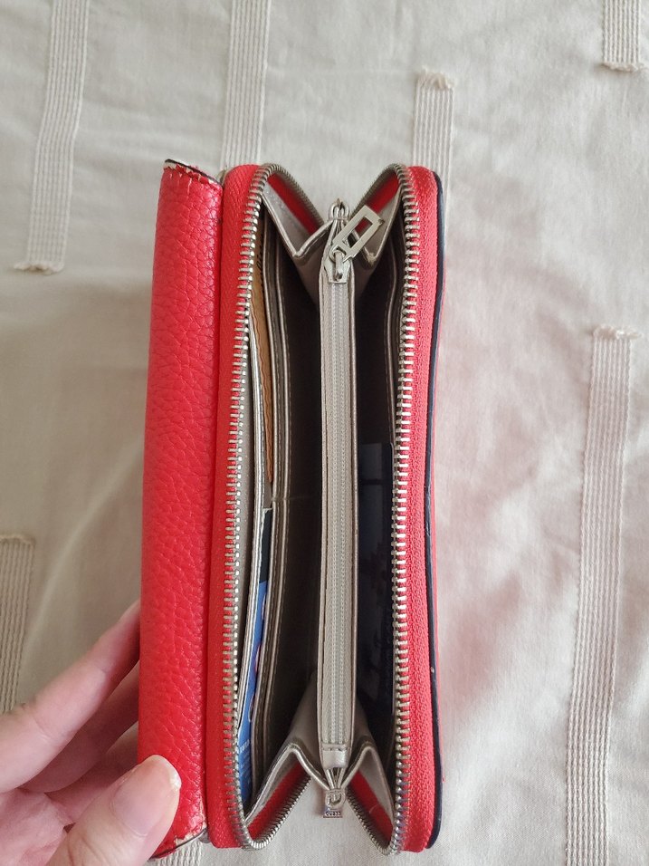 Guess Kadın Kırmızı Deri Fermuarlı Cüzdan - Görsel 5