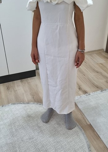 m Beden Beyaz Straplez Fırfırlı Midi Kalem Elbise