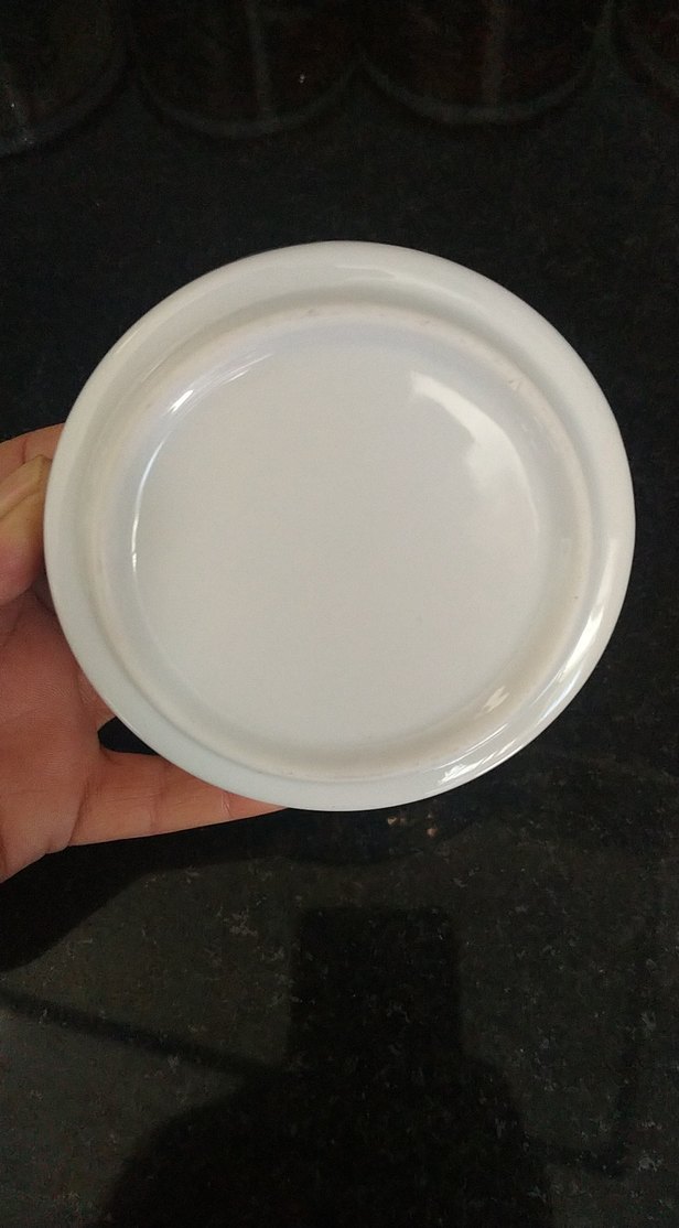 Beyaz Queen Nefertiti Temalı Küllük - Görsel 3