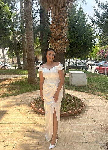 Nikah elbisesi