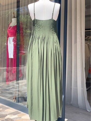 Zara Yeşil Elbise