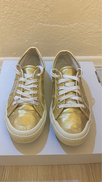 Superga