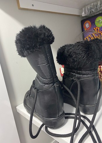 Kürklü Siyah Kadın Dolgu Topuk Bot - Görsel 2