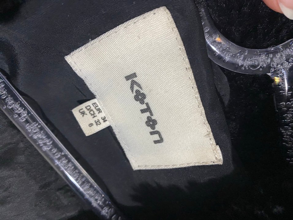 Siyah Kürklü Kadın Kışlık Mont - Görsel 3