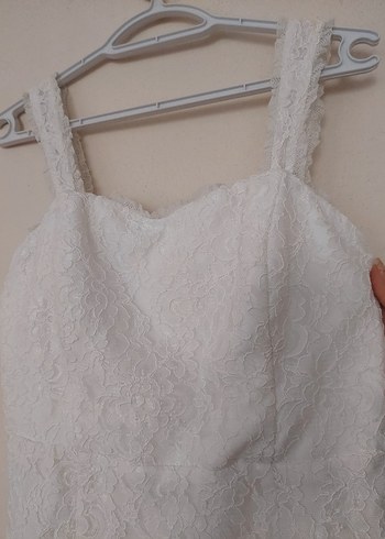 Dantel detaylı beyaz mini gelinlik - Görsel 3