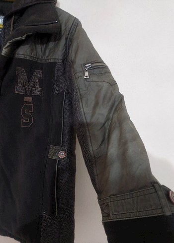 Haki Kapüşonlu Erkek Çocuk Mont - Görsel 3