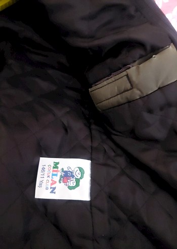 Haki Kapüşonlu Erkek Çocuk Mont - Görsel 10