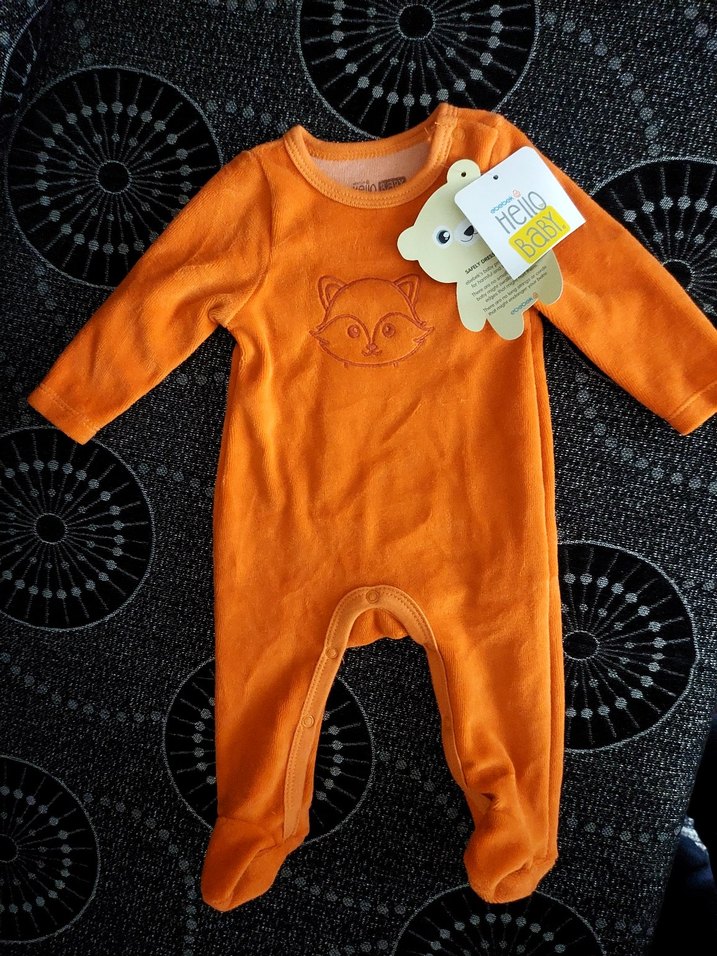 HelloBaby

Yenidoğan Unisex Patikli Tulum Kadife Nakışlı Turuncu - Görsel 4
