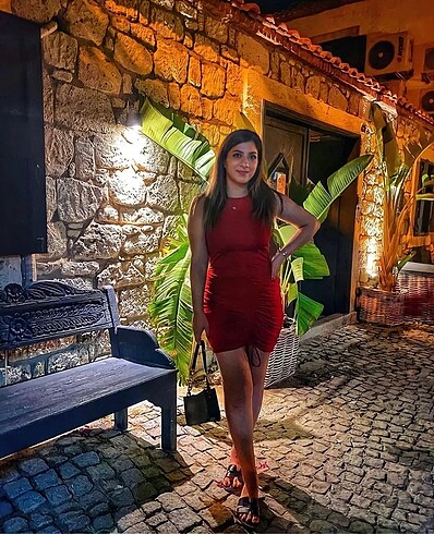 m Beden Kırmızı elbise