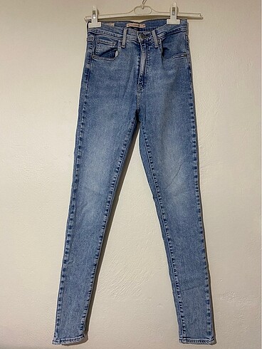 Levis jean