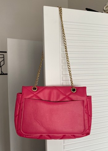 Zincir Detaylı Pembe Deri Kadın Çanta - Görsel 3