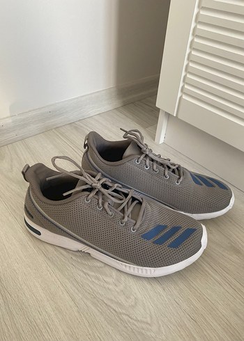 Adidas 42