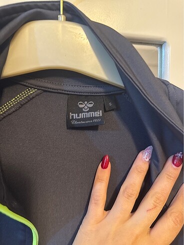 Hummel Hırka