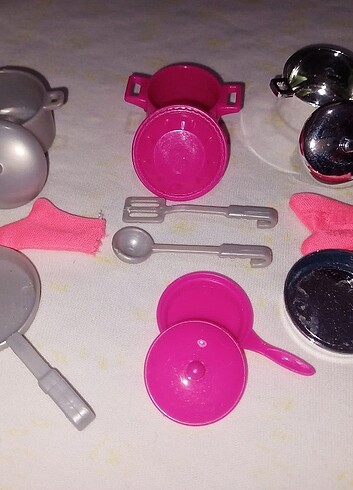  Beden Renk Barbie bebek mutfak eşyaları