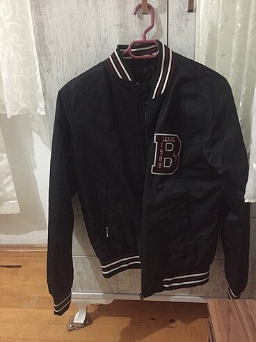 Bomber mont