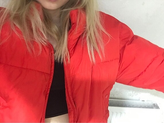 Pull and Bear Kırmızı mont