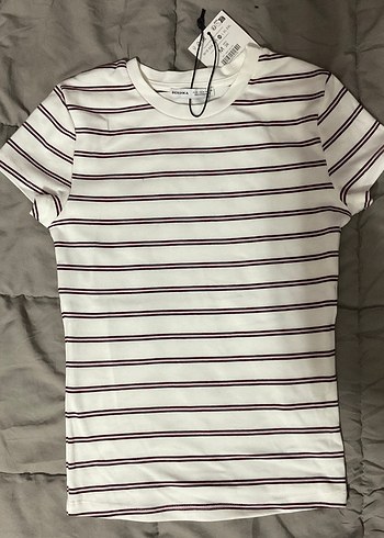s Beden çeşitli Renk Bershka Kısa Kollu Bisiklet Yaka Tişört