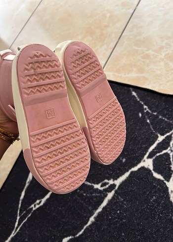 H&M Kız Çocuk Pembe Lastik Botlar