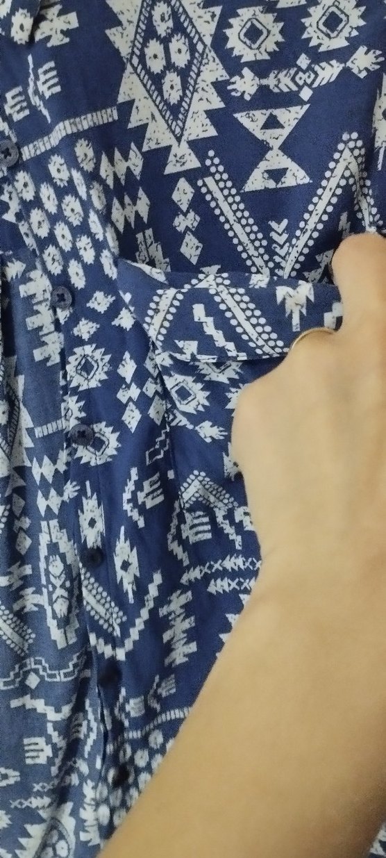 Düğmeli V Yaka Bohem Kolsuz Mini Bluz - Görsel 4