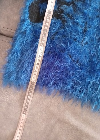 Tüylü Detaylı Mavi Oversize Kadın Kazak - Görsel 4