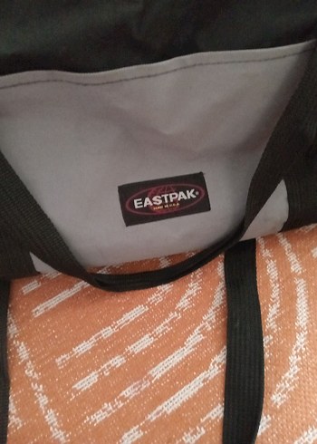 Gri Fermuarlı Erkek Spor Çantası - Görsel 2