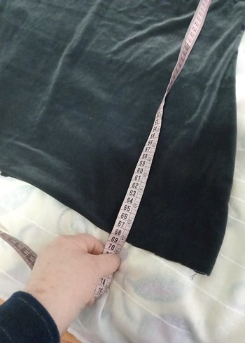 Uzun Kollu Siyah V Yakalı kadife Bluz - Görsel 4