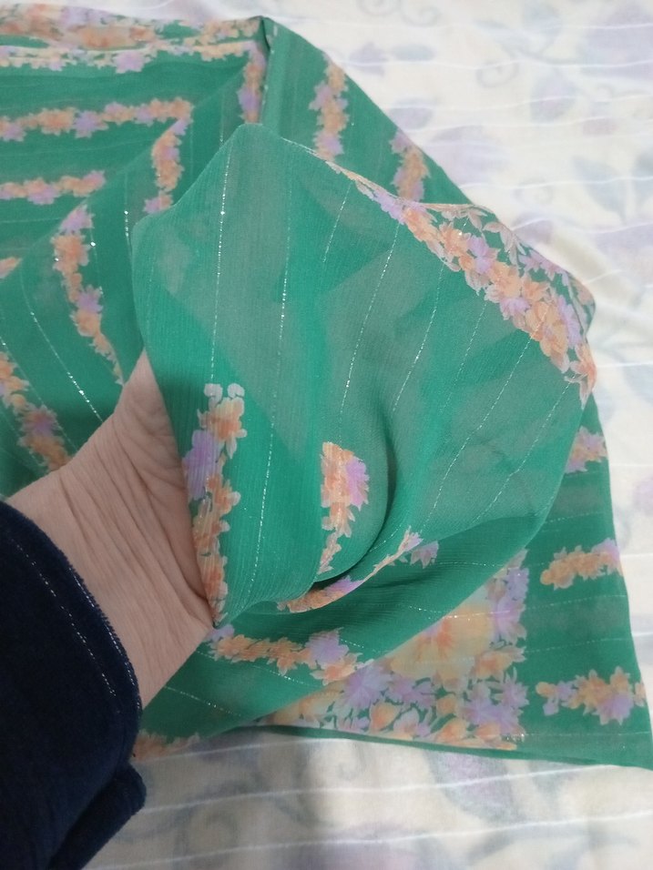 Yeşil şifon kumaş 4 metre.eni 94 cm - Görsel 2