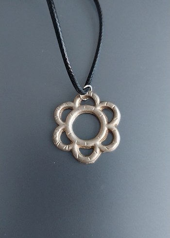 Çiçek Motifli Midi Kolye - Görsel 5