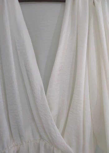 Beyaz V Yakalı salaş Bluz - Görsel 3