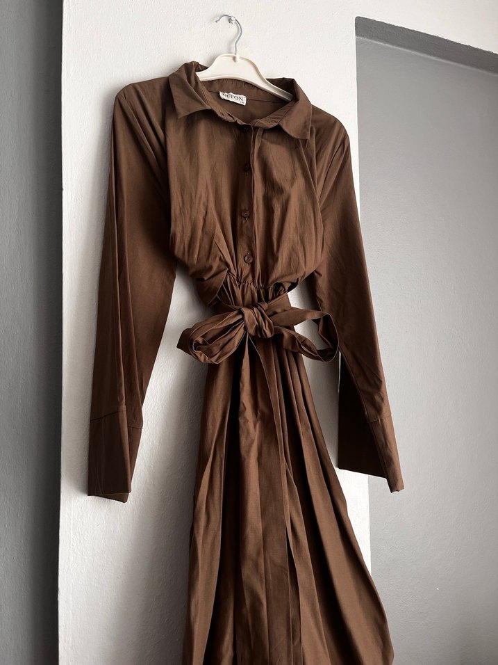 Haki Renk Kuşaklı Uzun Kadın Elbise - Görsel 2