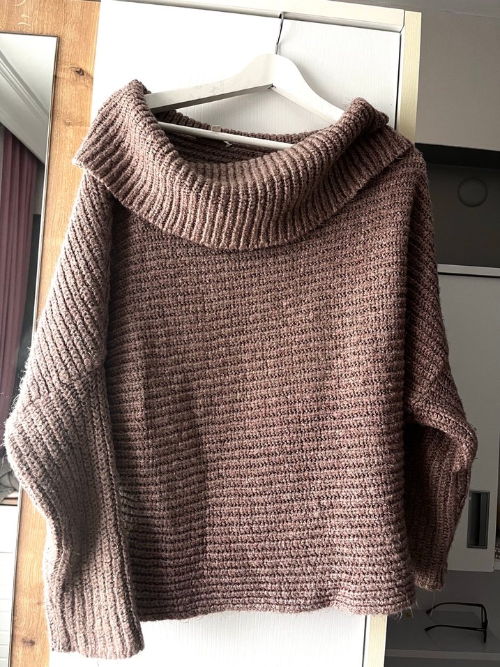 Bej Kadın Boğazlı Örgü Kazak - Görsel 2