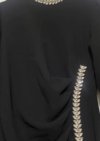 Zincir Detaylı Siyah Uzun Abiye Elbise - Görsel 2