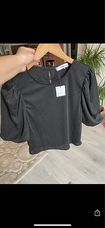 m Beden siyah Renk Mango Siyah Kabarık kollu Blüz