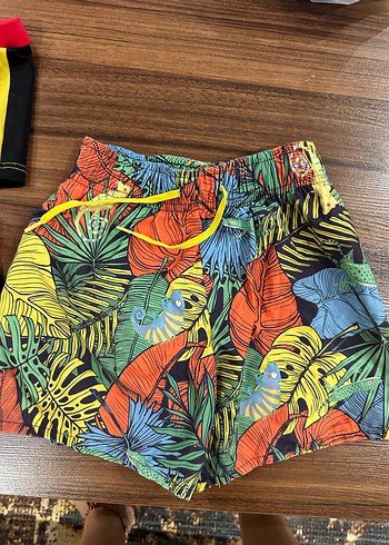 Renkli Baskılı Erkek Çocuk Mayo ve Şort - Görsel 2