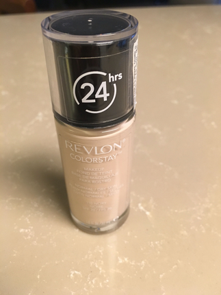 Revlon colorstay fondöten