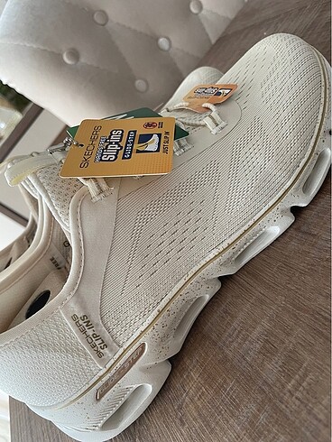 38 Beden ten rengi Renk Skechers Glide serisi